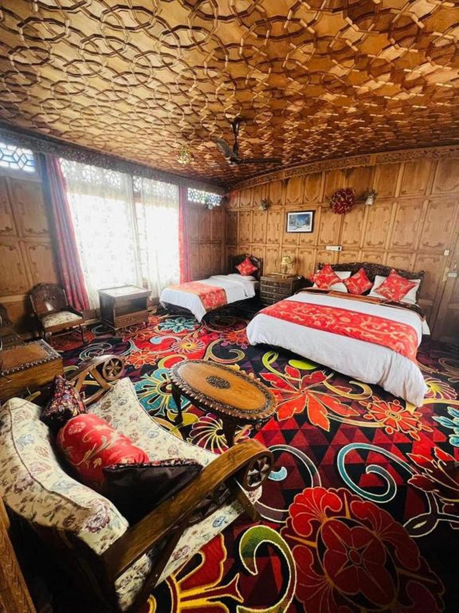 Floating Luxury Group Of Houseboats Hotel Srinagar  Ngoại thất bức ảnh